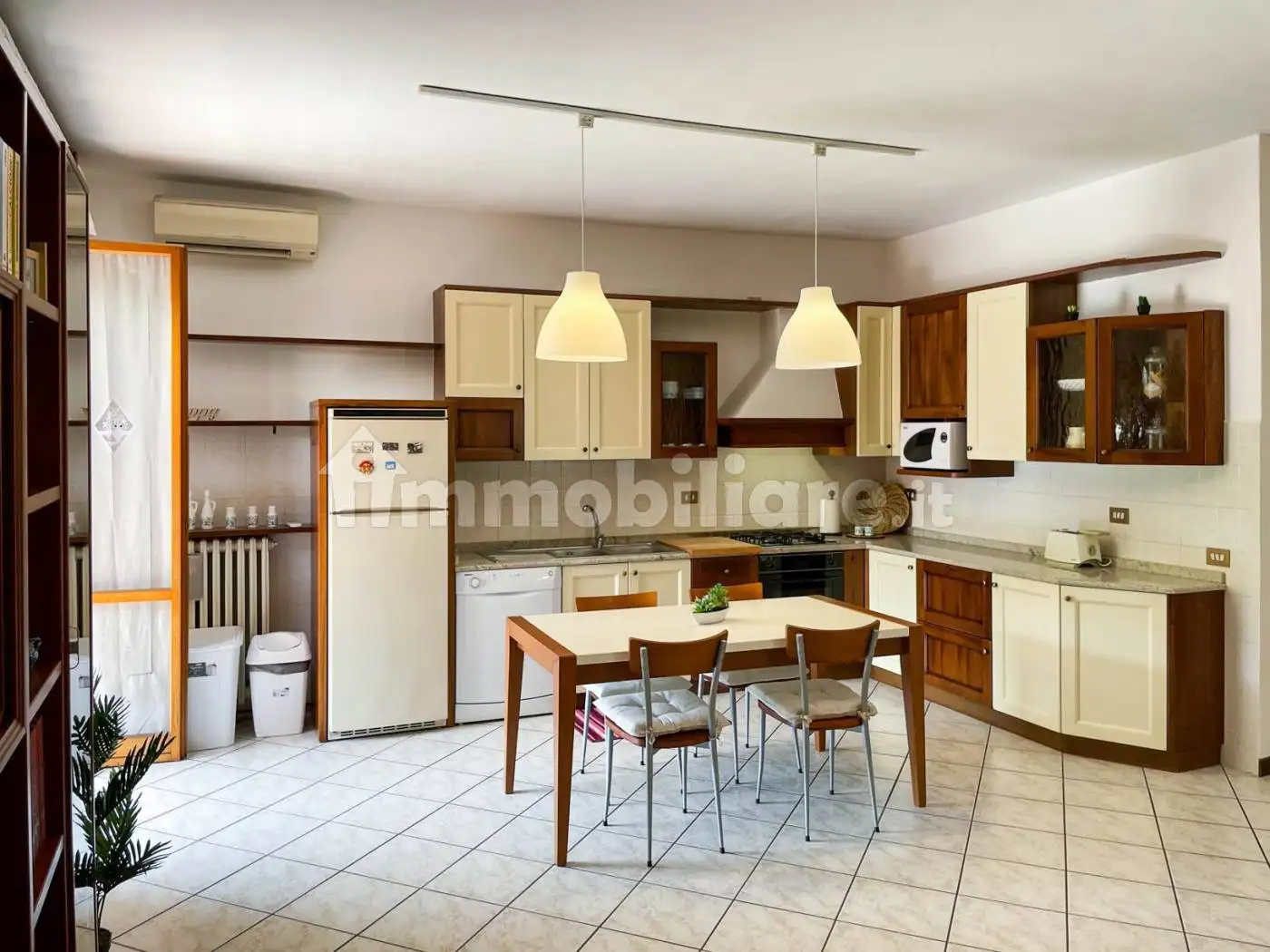 Appartamento in affitto a Modena