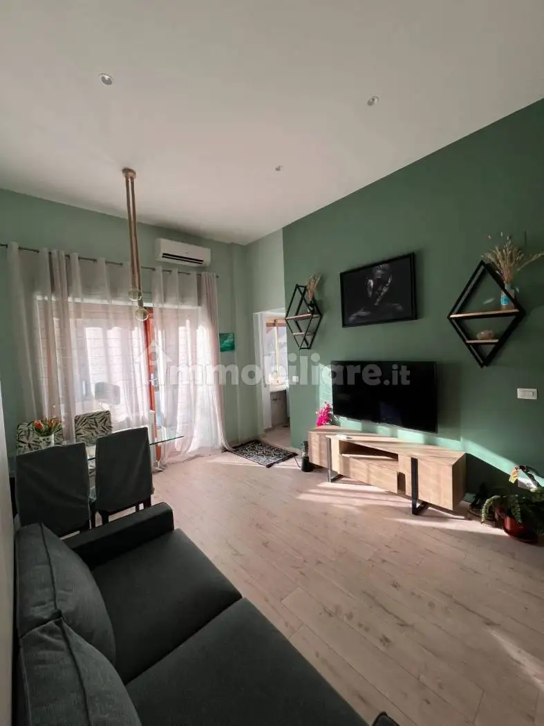 Appartamento in affitto a Napoli