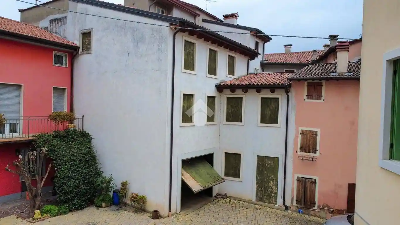 Rustico - Casale in vendita a Montecchia di Crosara