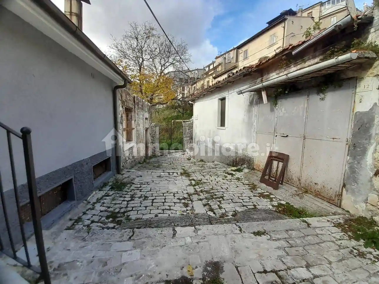 Rustico via Angelo Balzano, Centro, Castel di Sangro - foto 2