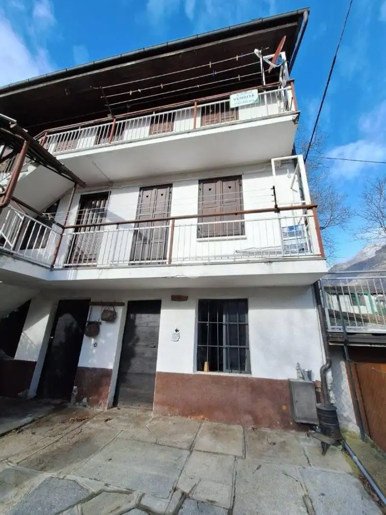 Appartamento in vendita a Chialamberto