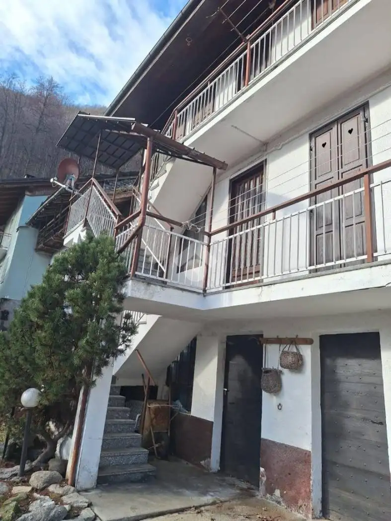 Quadrilocale frazione Gabbi 39, Chialamberto - foto 4