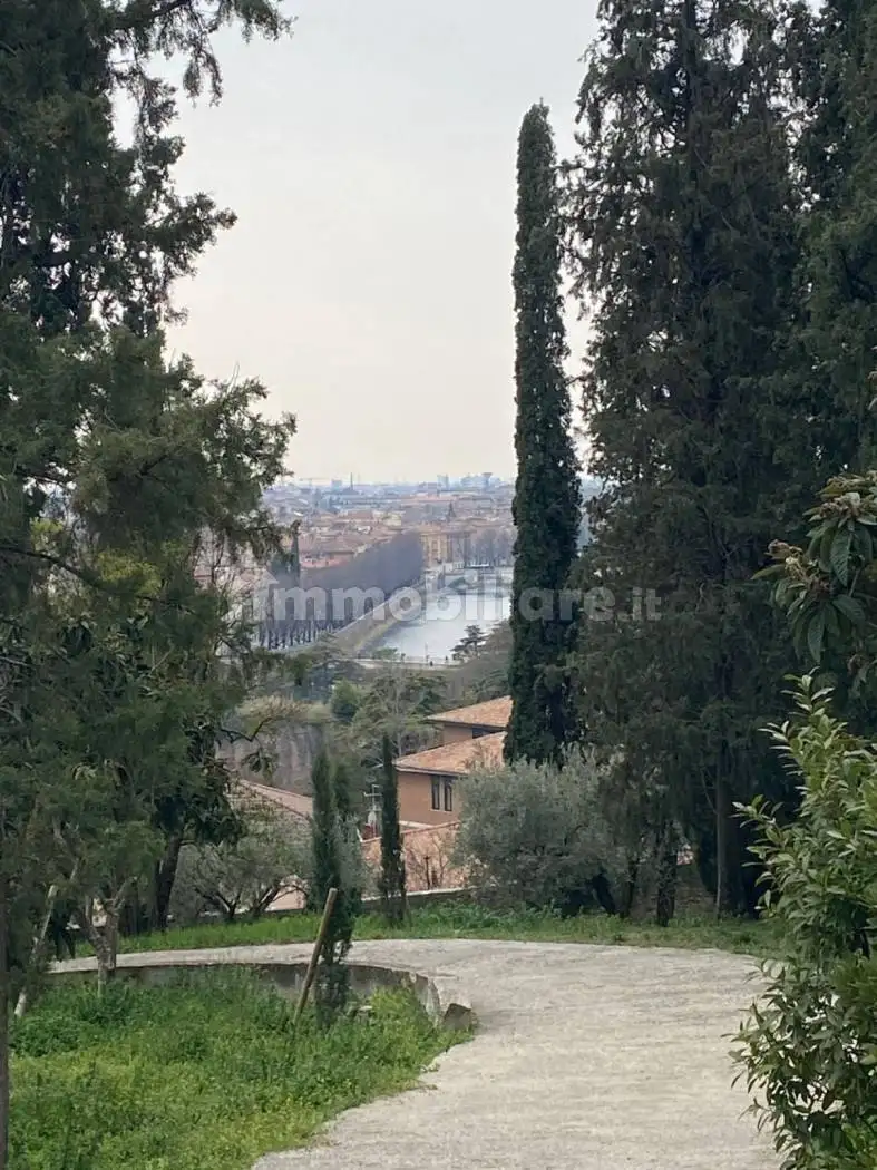 Appartamento in vendita a Verona