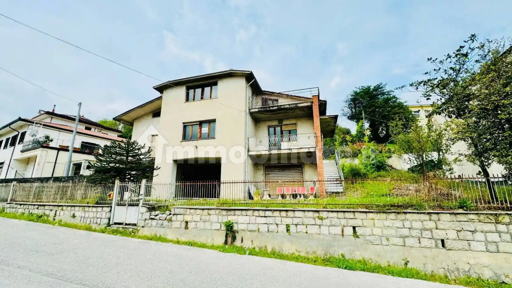 Villa in vendita a Ceppaloni