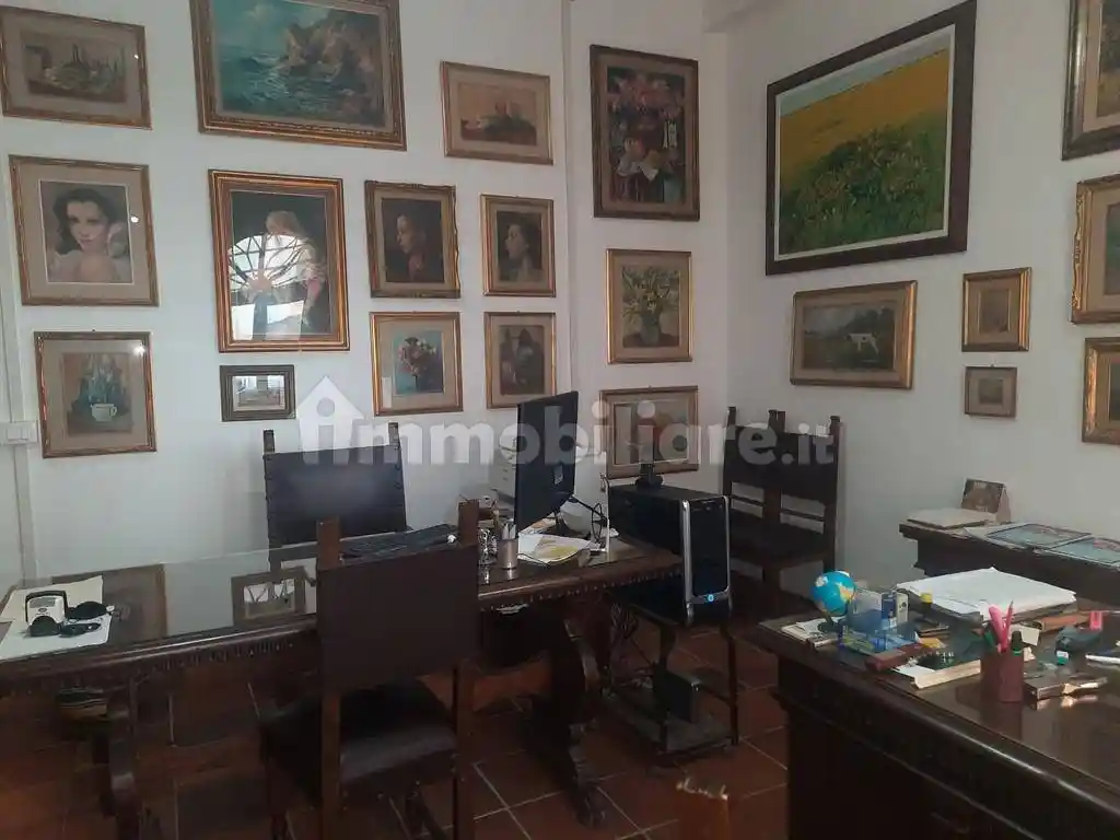 Appartamento in vendita a Livorno
