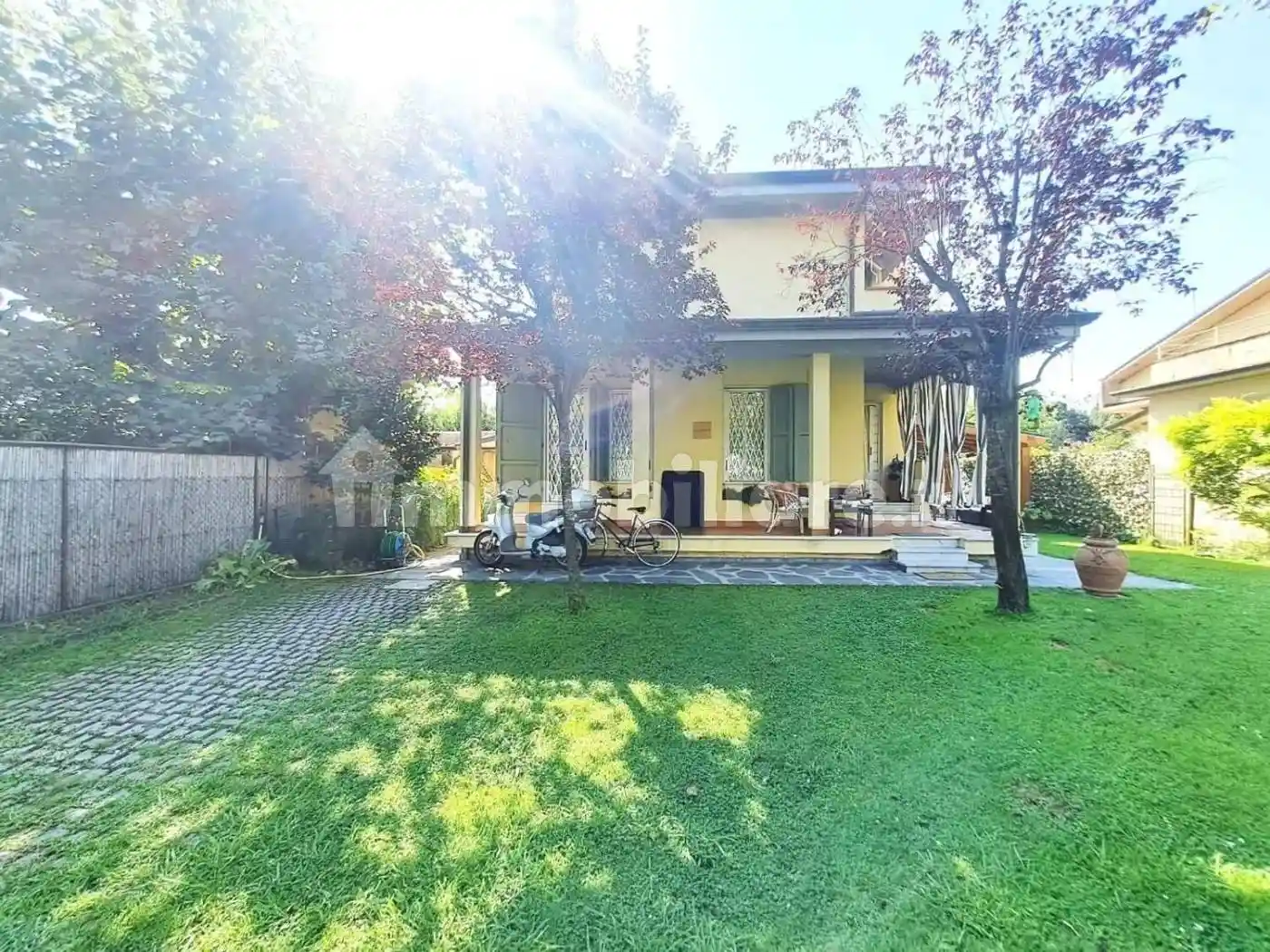 Villa in vendita a Massa