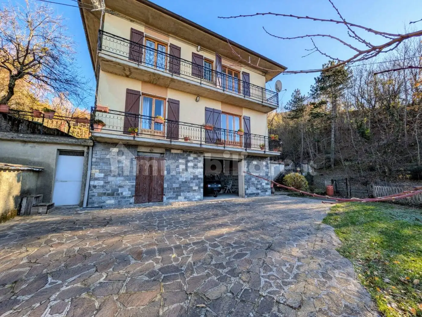 Villa in vendita a Rocchetta di Vara