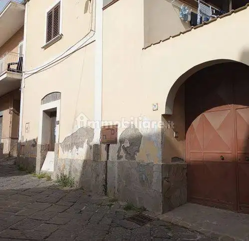 Rustico - Casale in vendita a Caserta