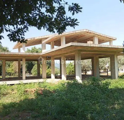 Rustico - Casale in vendita a Castel Morrone