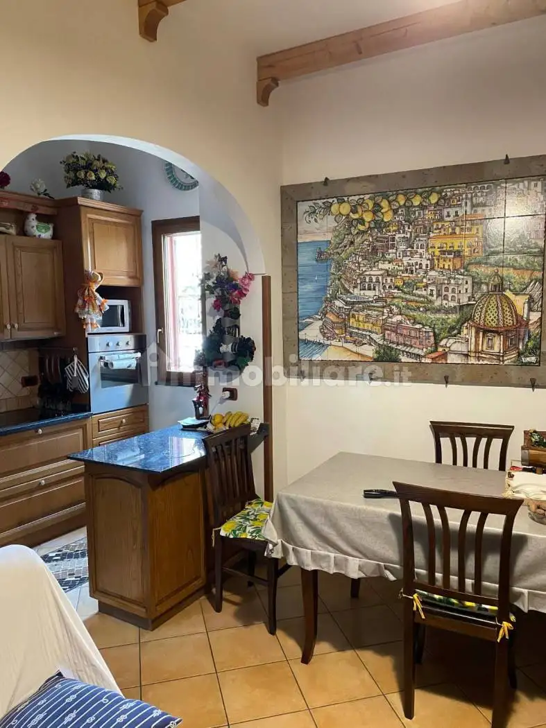 Appartamento in vendita a Vico Equense