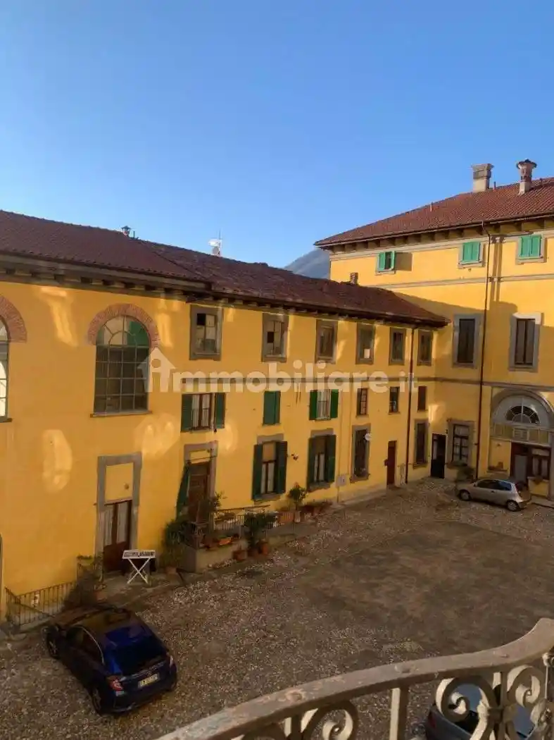 Appartamento in vendita a Cuvio