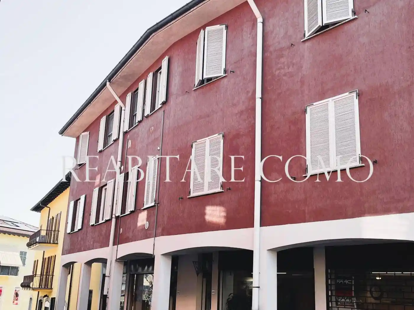 Appartamento in vendita a Lipomo