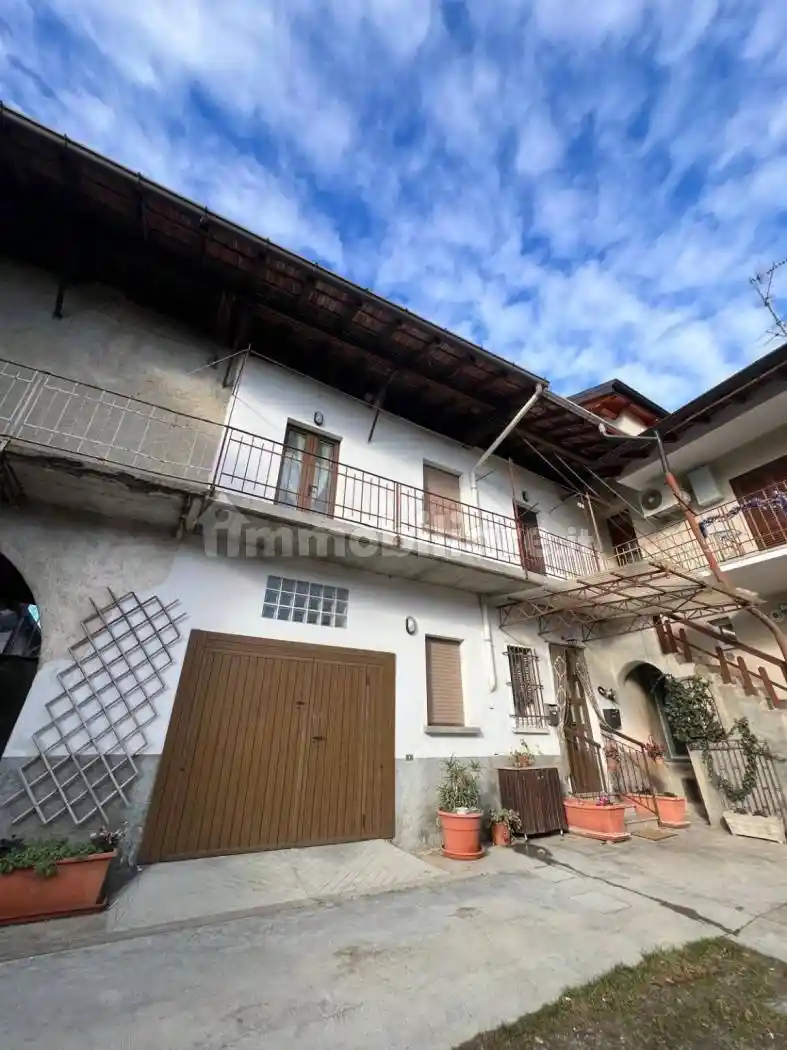 Appartamento in vendita a Sumirago