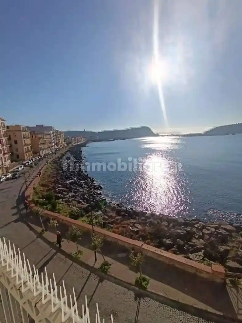 Bilocale via NAPOLI, Lungomare, Pozzuoli - foto 3