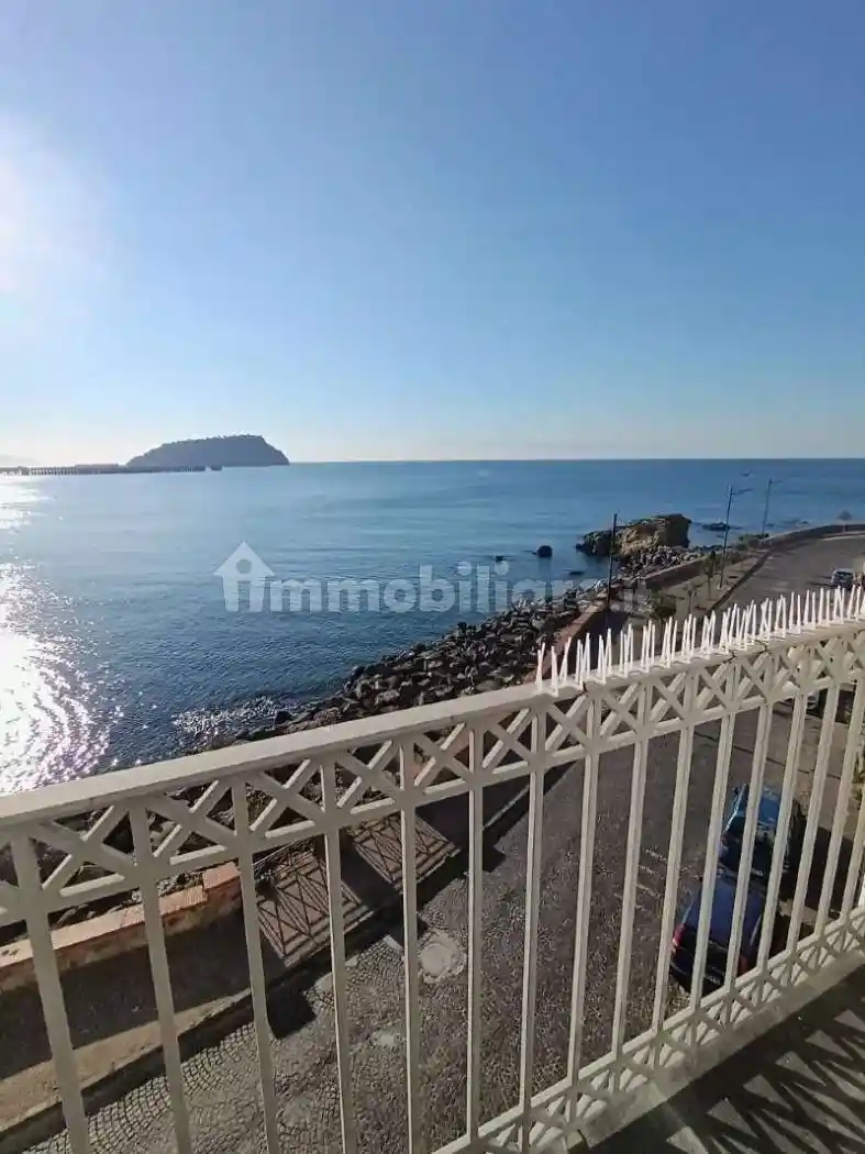 Bilocale via NAPOLI, Lungomare, Pozzuoli - foto 5