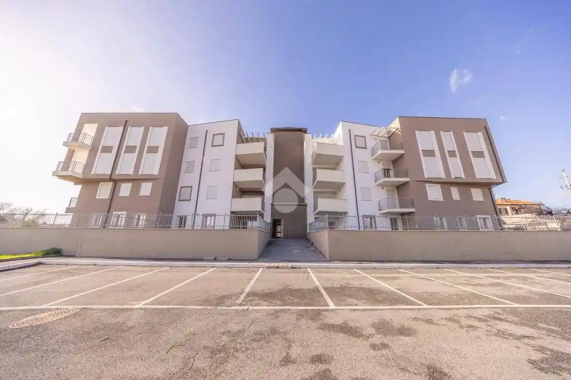 Appartamento in vendita a Guidonia Montecelio