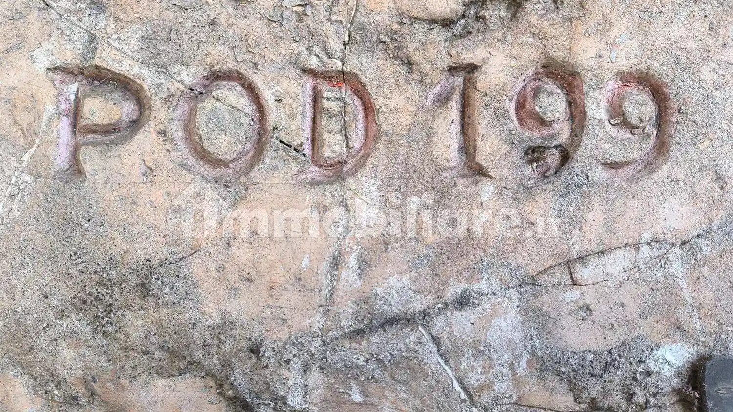 Rustico - Casale in vendita a Latina