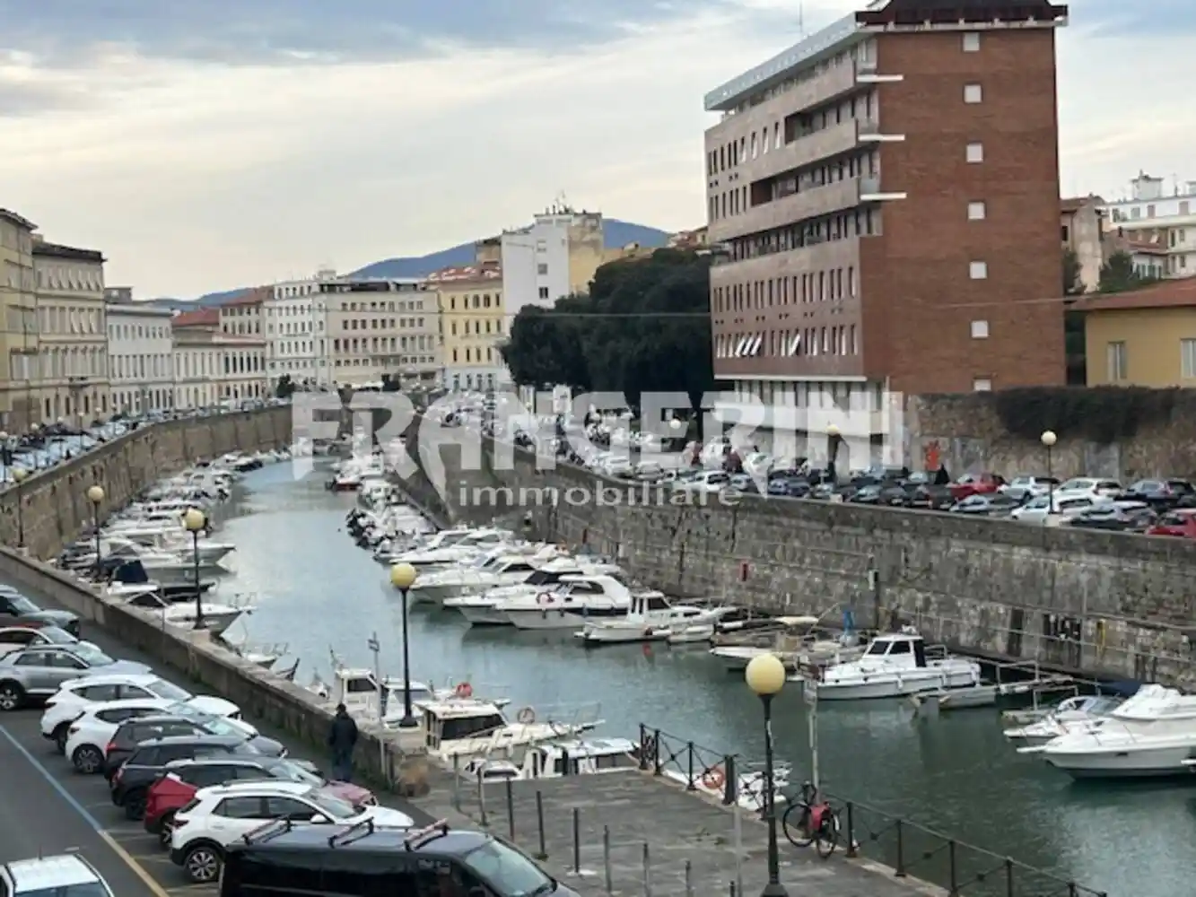 Appartamento in vendita a Livorno