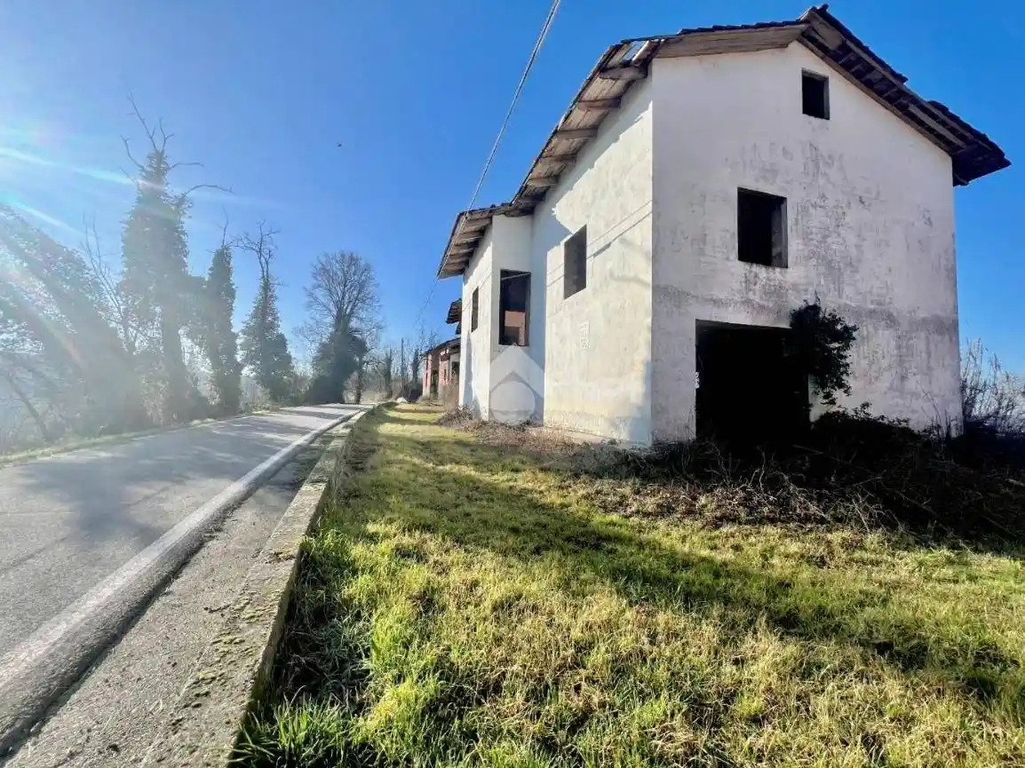 Villa unifamiliare regione Bricco di Scandeluzza 6, Montiglio Monferrato - foto 3