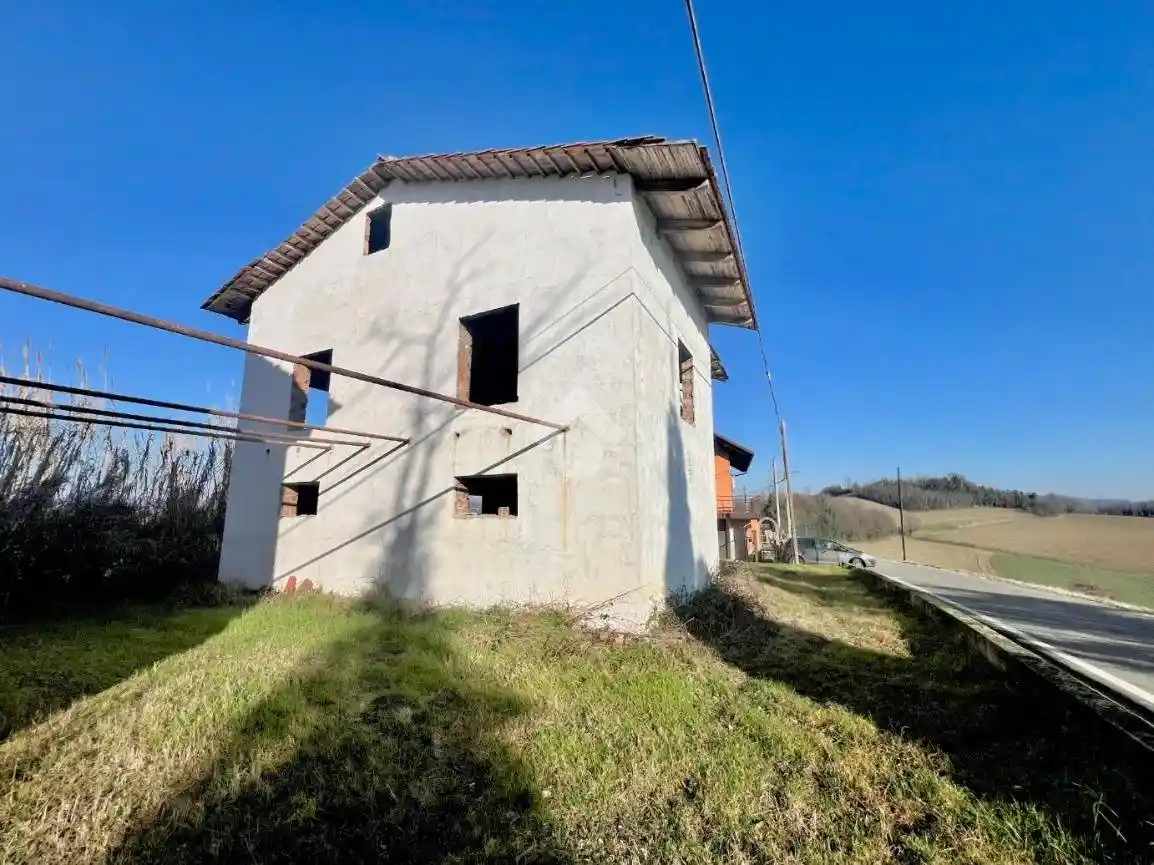 Villa unifamiliare regione Bricco di Scandeluzza 6, Montiglio Monferrato - foto 4