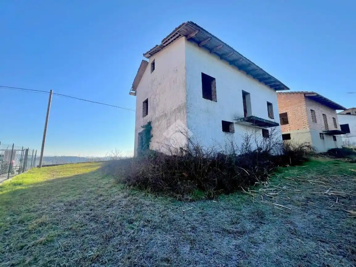 Villa unifamiliare regione Bricco di Scandeluzza 6, Montiglio Monferrato - foto 5