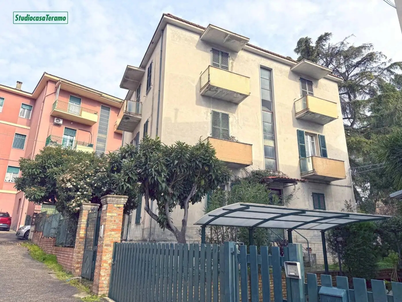 Casa indipendente in vendita a Teramo