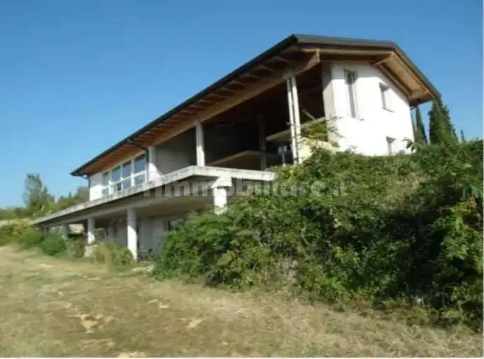 Villa in vendita a Verona