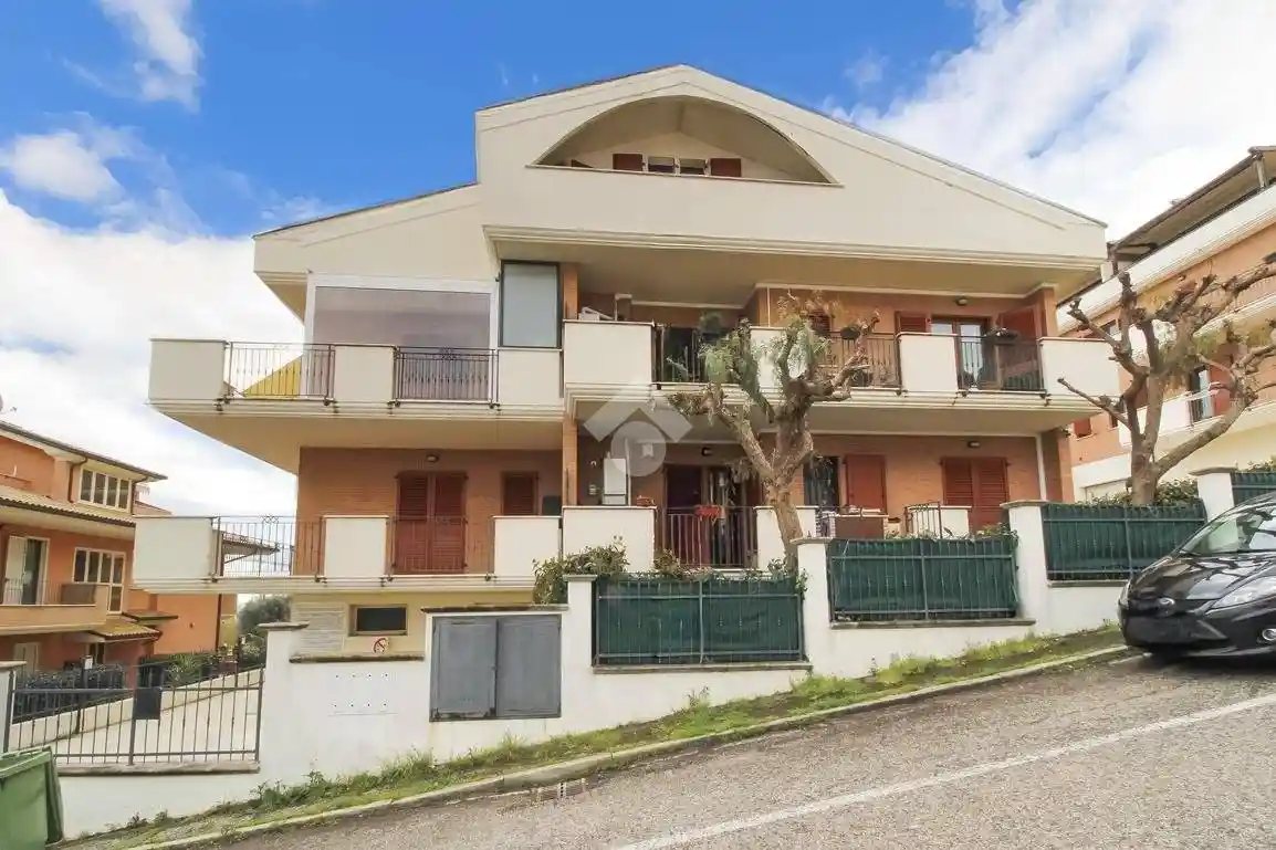 Quadrilocale via Guglielmo Aurini 4, Tortoreto Lido, Tortoreto - foto 2