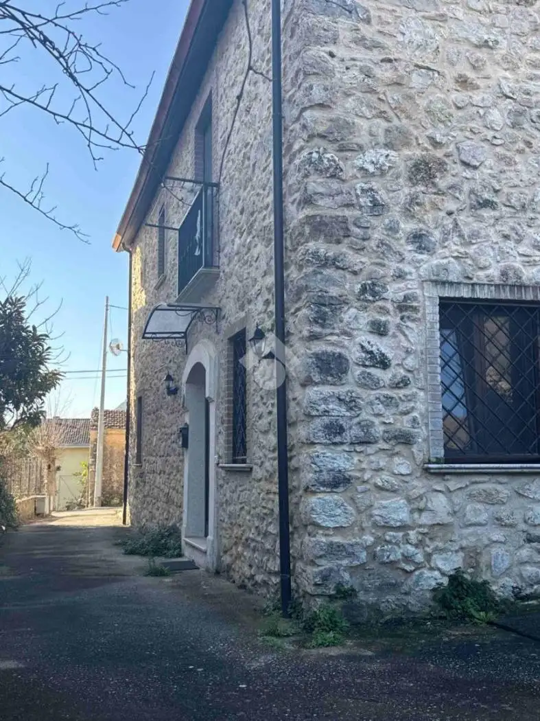 Casa indipendente in vendita a Pozzilli