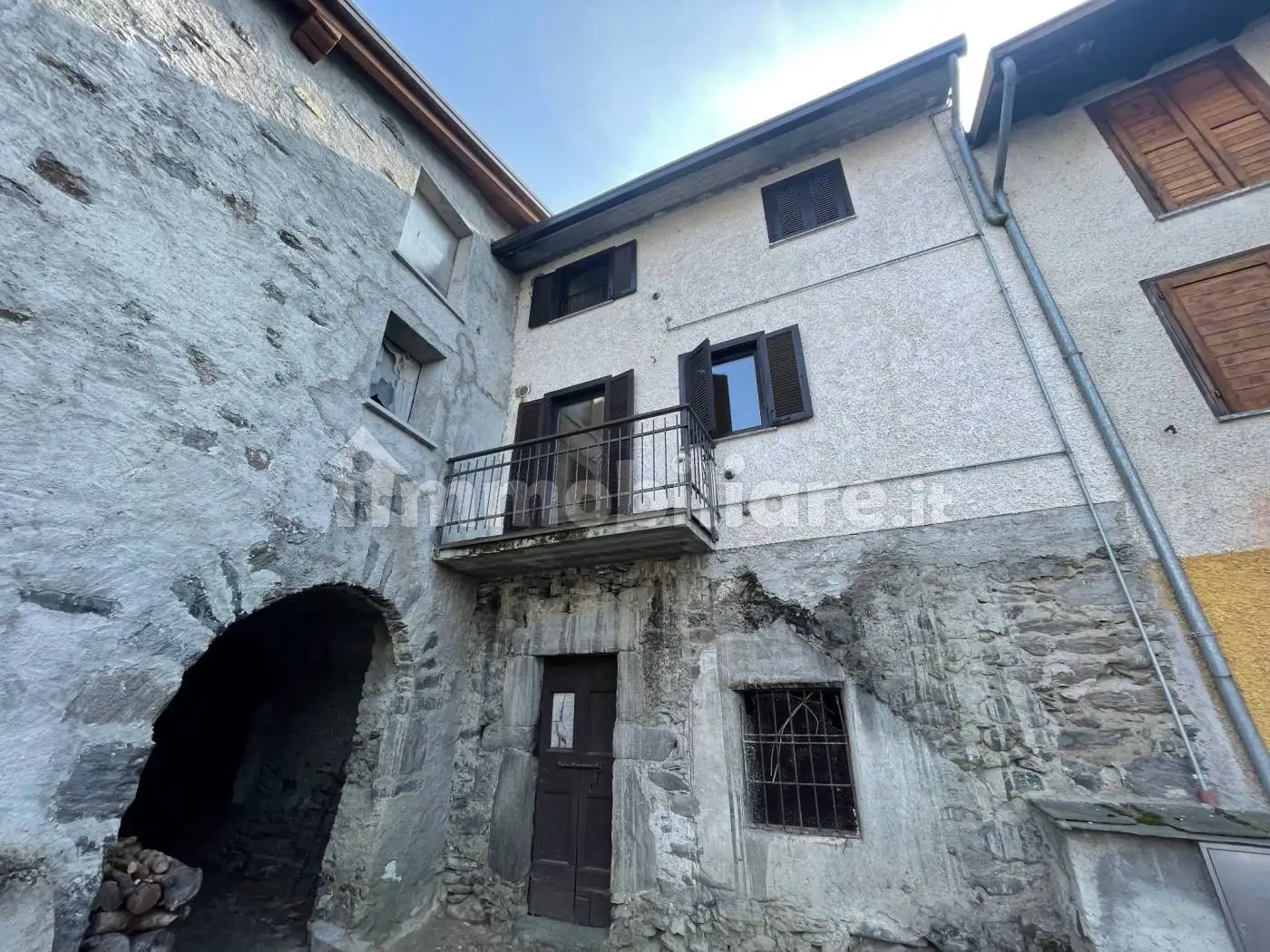 Casa indipendente in vendita a Caiolo