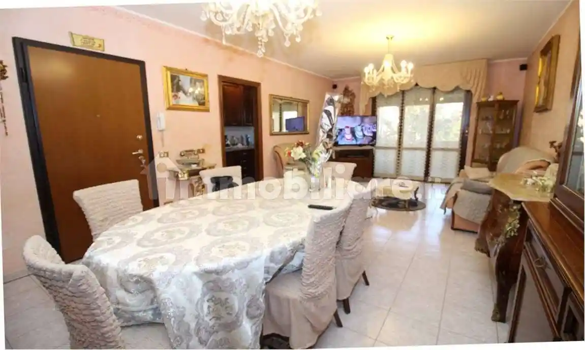 Appartamento in vendita a Reggio Emilia