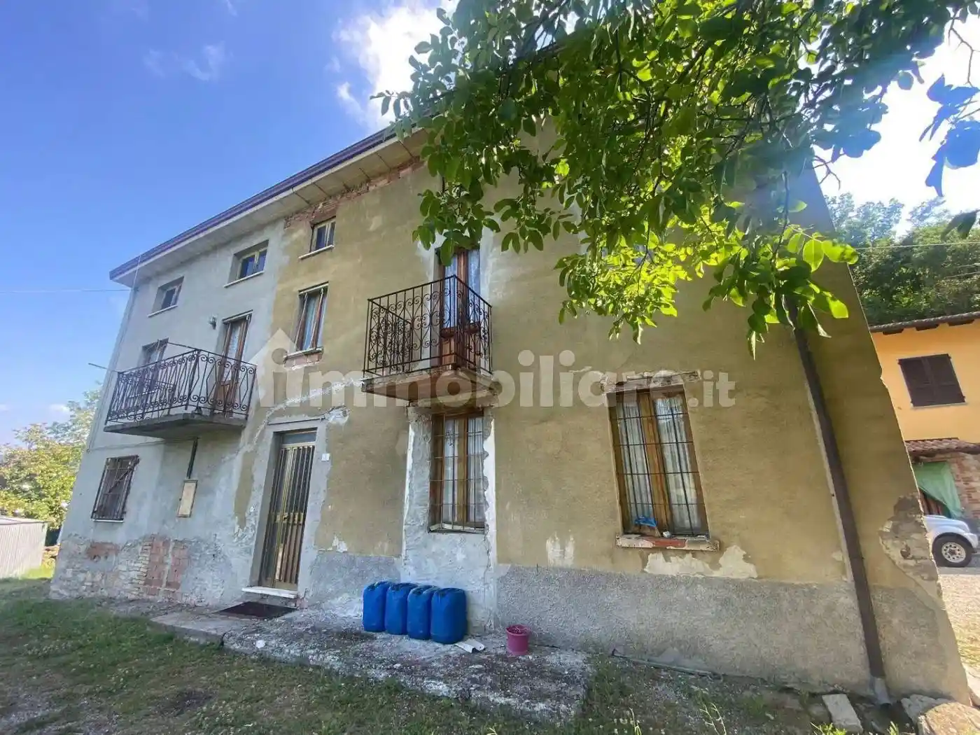 Villa in vendita a Alta Val Tidone