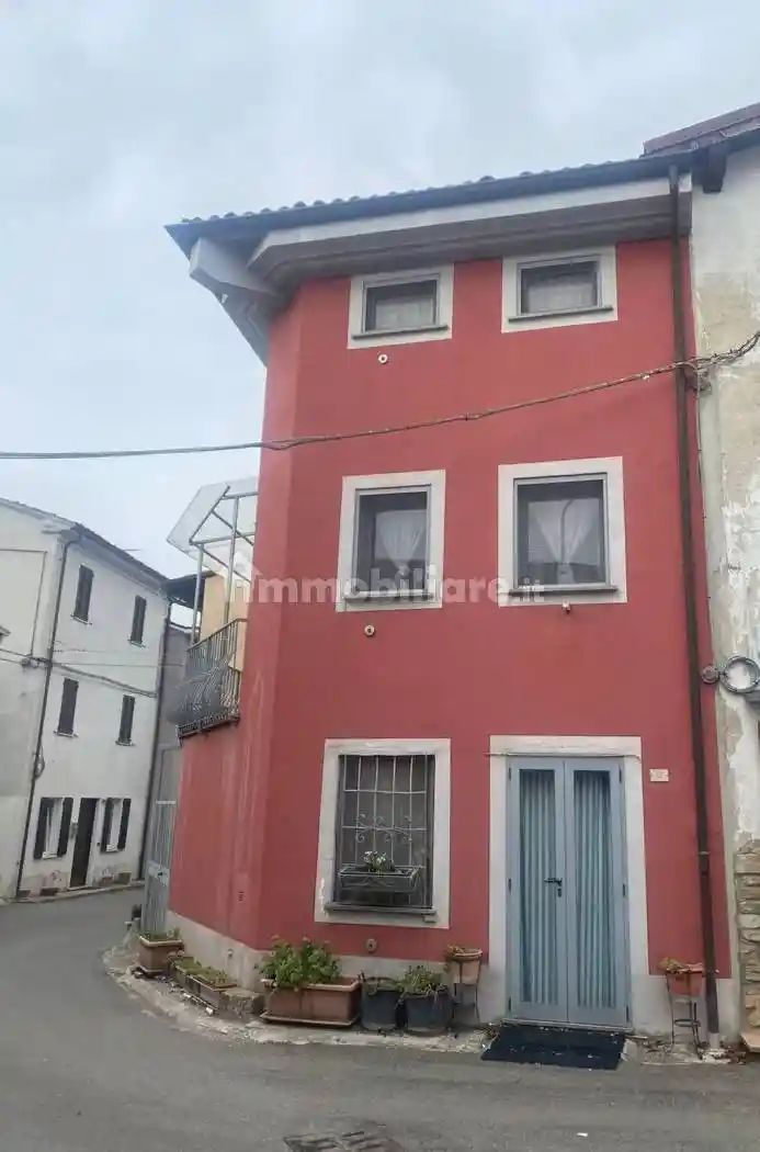 Terratetto unifamiliare 92 m², buono stato, Pometo, Colli Verdi - foto 2