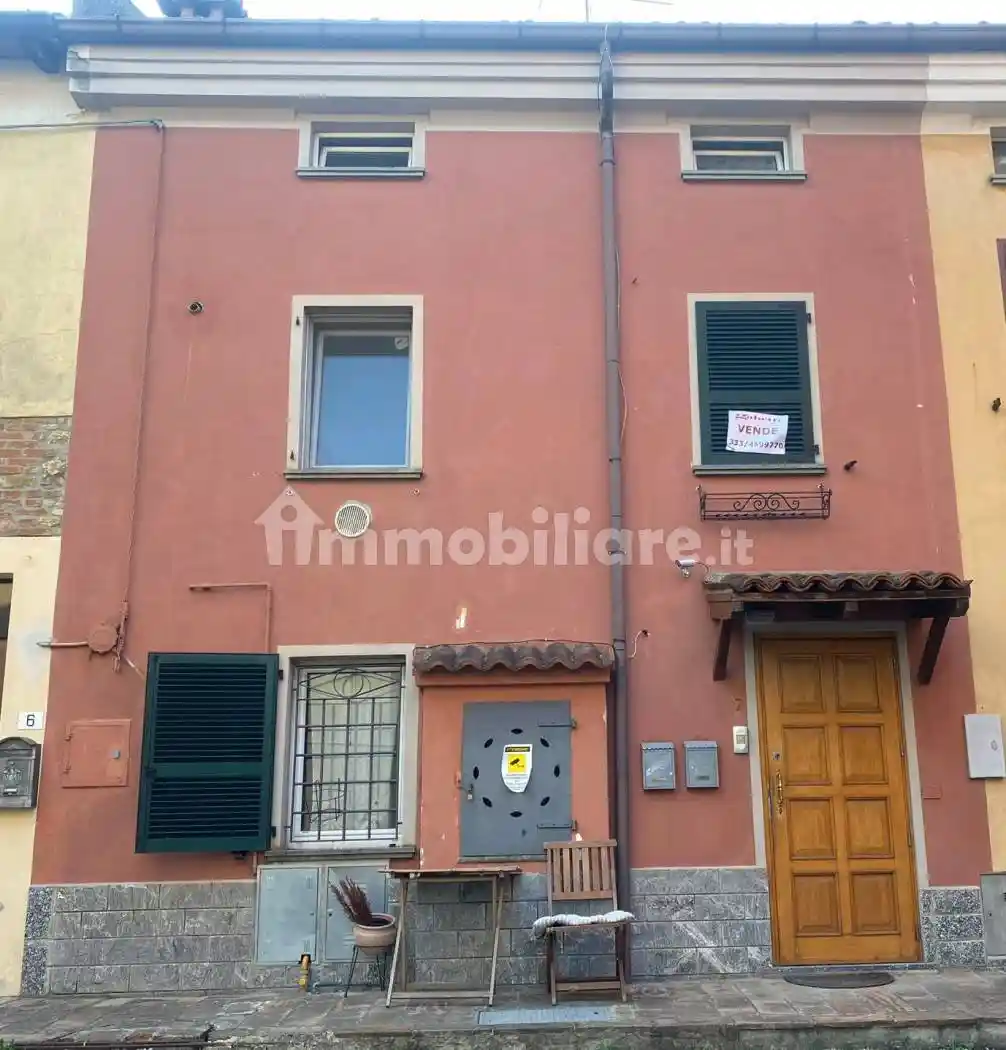 Appartamento in vendita a Ziano Piacentino