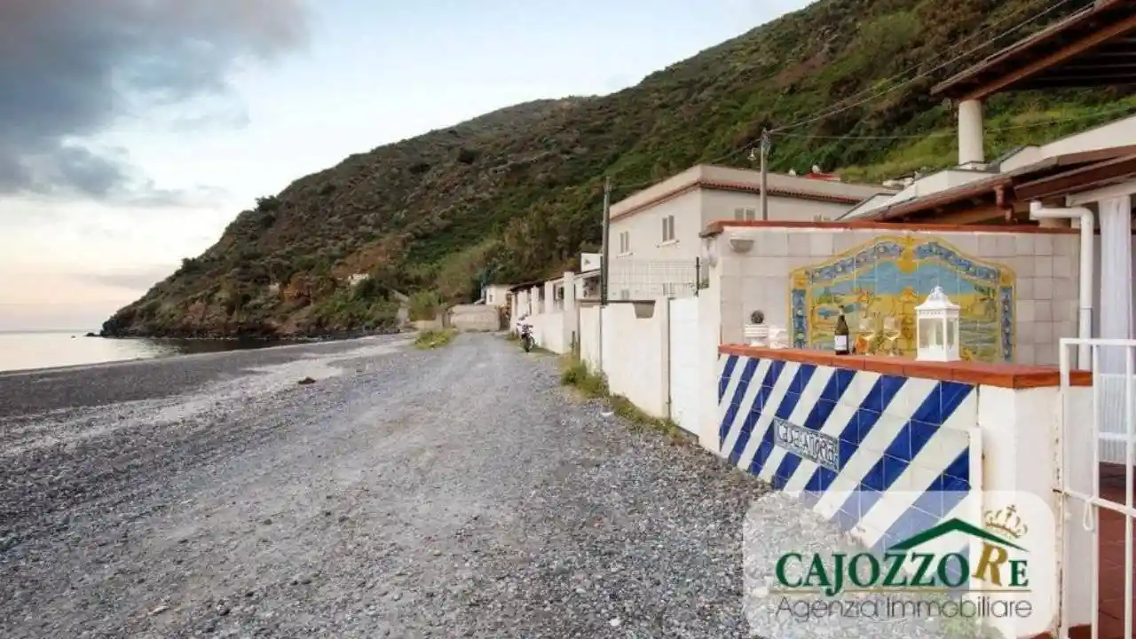 Villa in vendita a Lipari