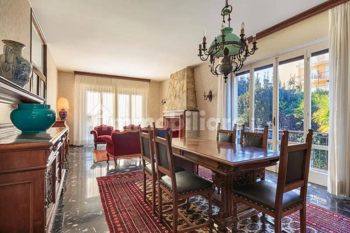 Villa in vendita a Arona