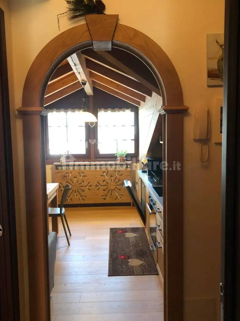 Palazzo - Edificio in vendita a Corteno Golgi