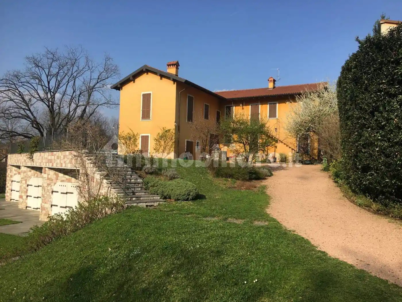 Villa unifamiliare via Dante Alighieri, Casbeno, Varese - foto 5