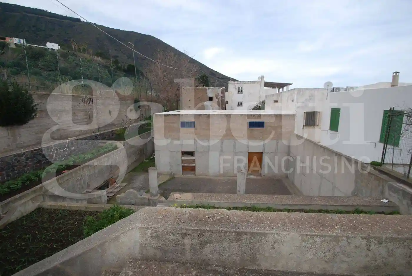 Rustico - Casale in vendita a Santa Marina Salina