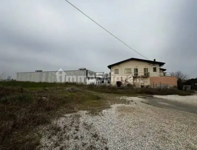 Immobile in asta a Roveredo di Guà