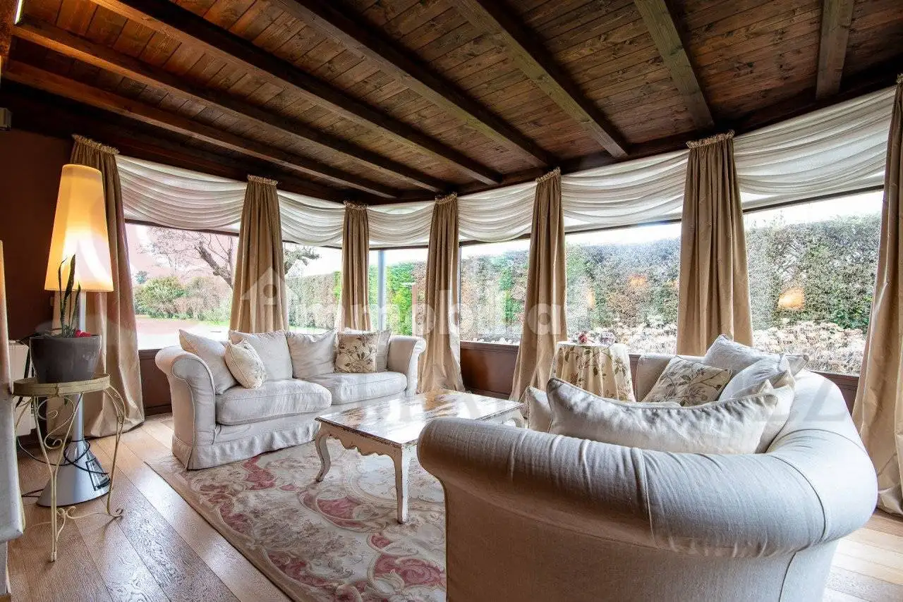 Villa in vendita a Abano Terme