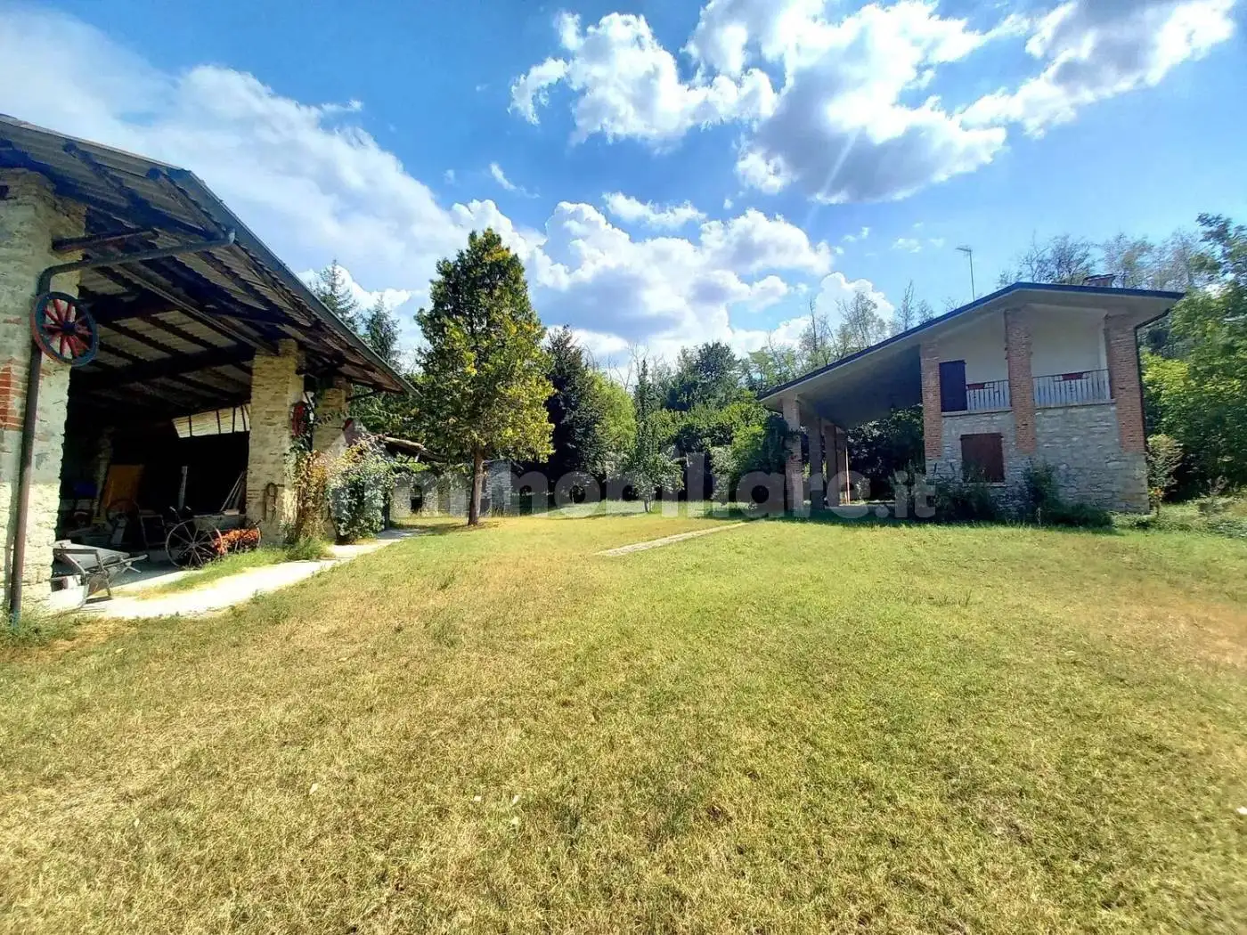 Villa in vendita a Val di Nizza