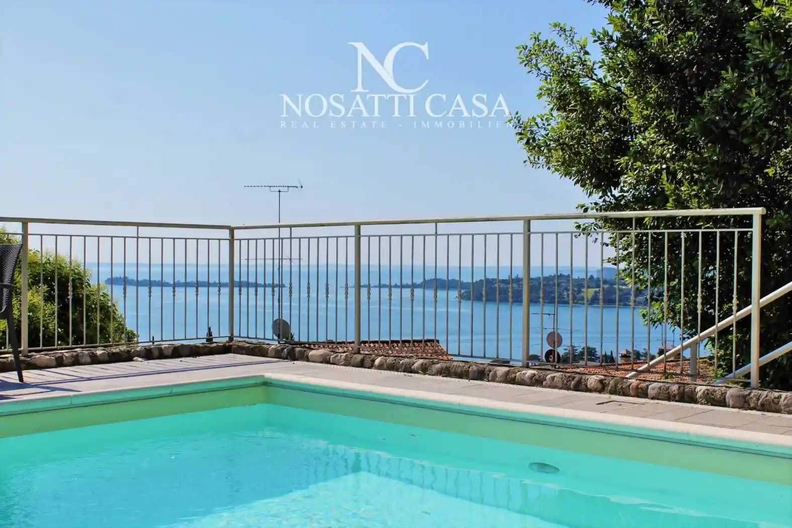 Appartamento in vendita a Gardone Riviera