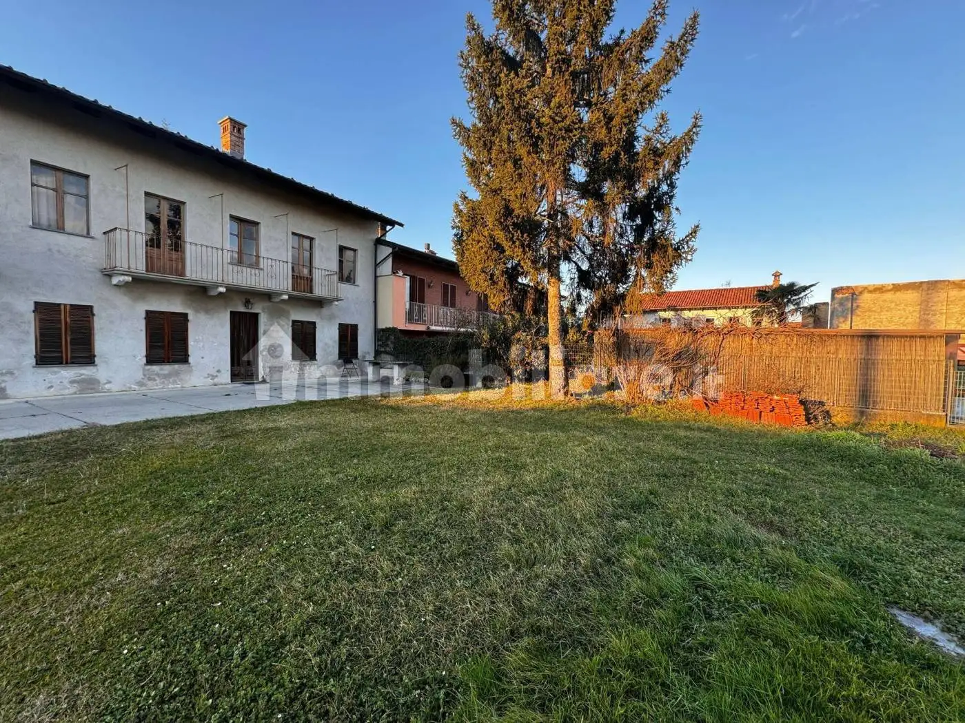 Rustico - Casale in vendita a Monteu Roero