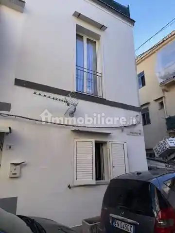 Trilocale via Luigi Pedone Lauriel 6, Noce, Palermo - foto 2