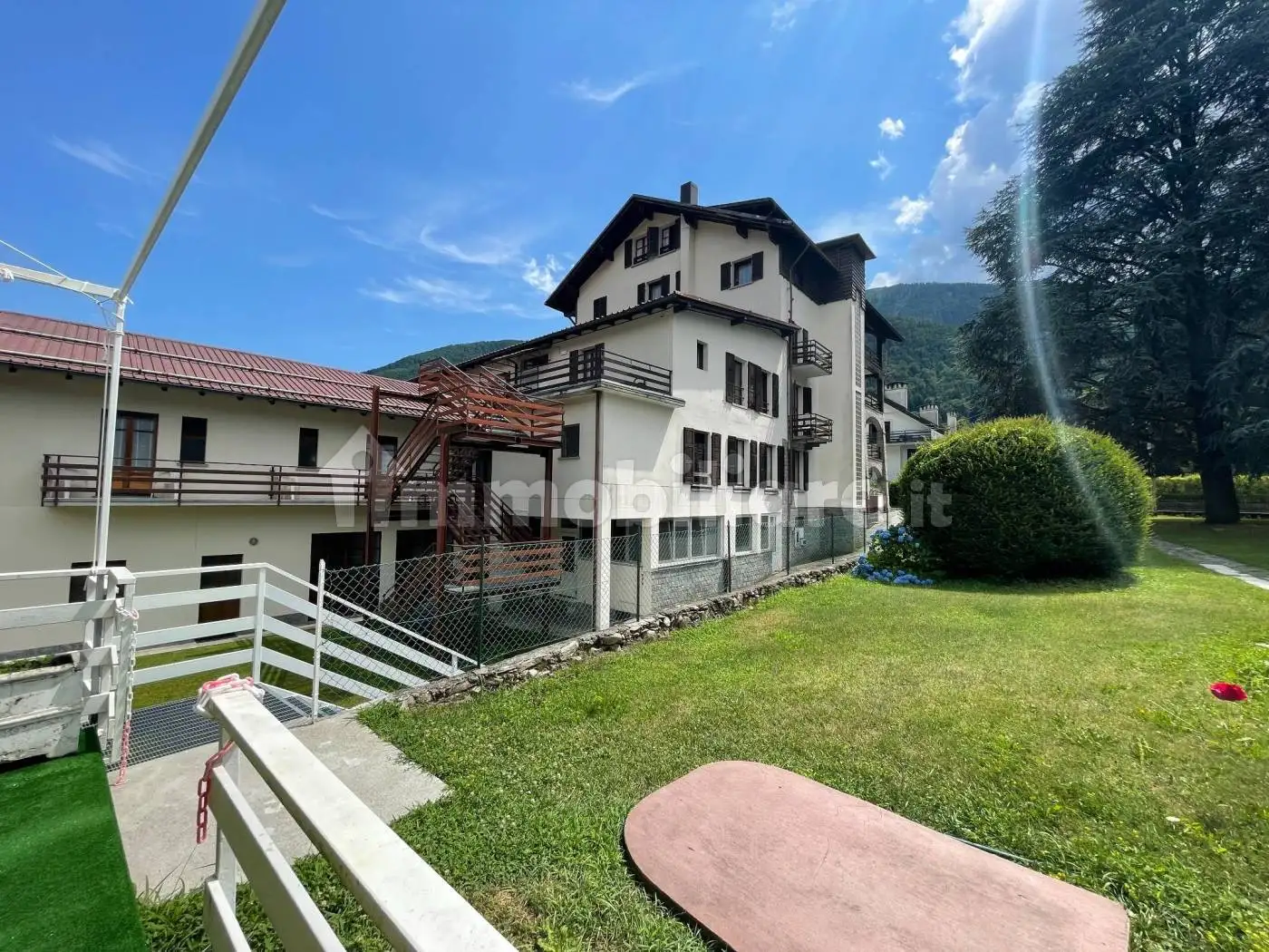 Palazzo - Edificio in vendita a Malesco