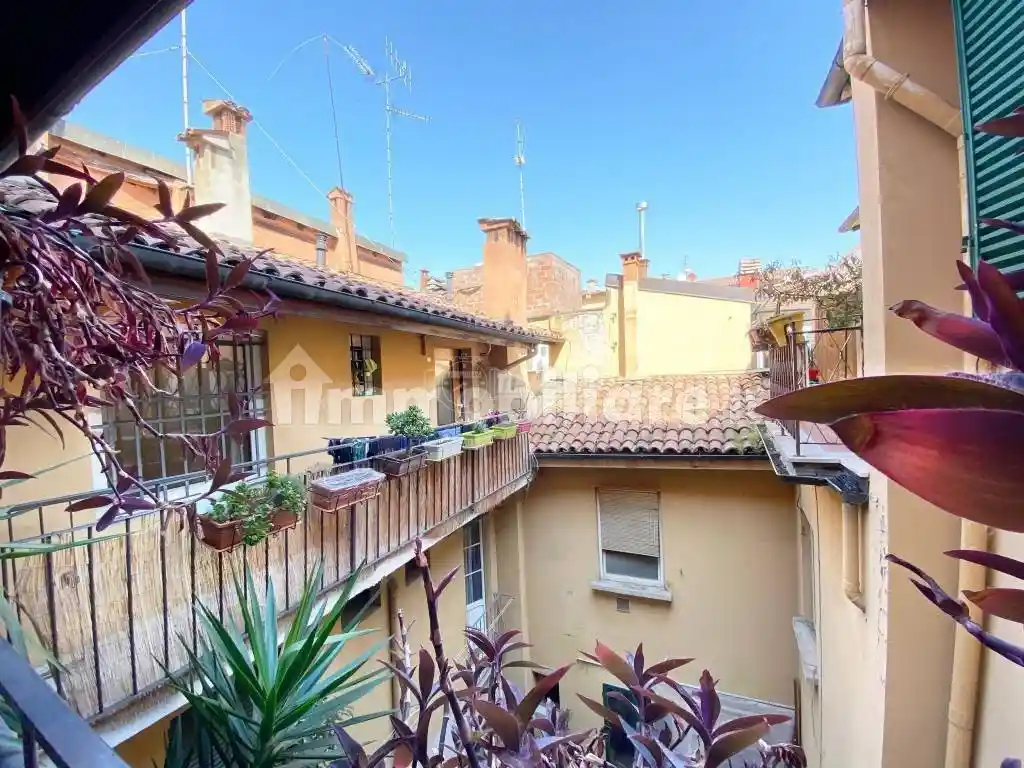 Appartamento in affitto a Bologna