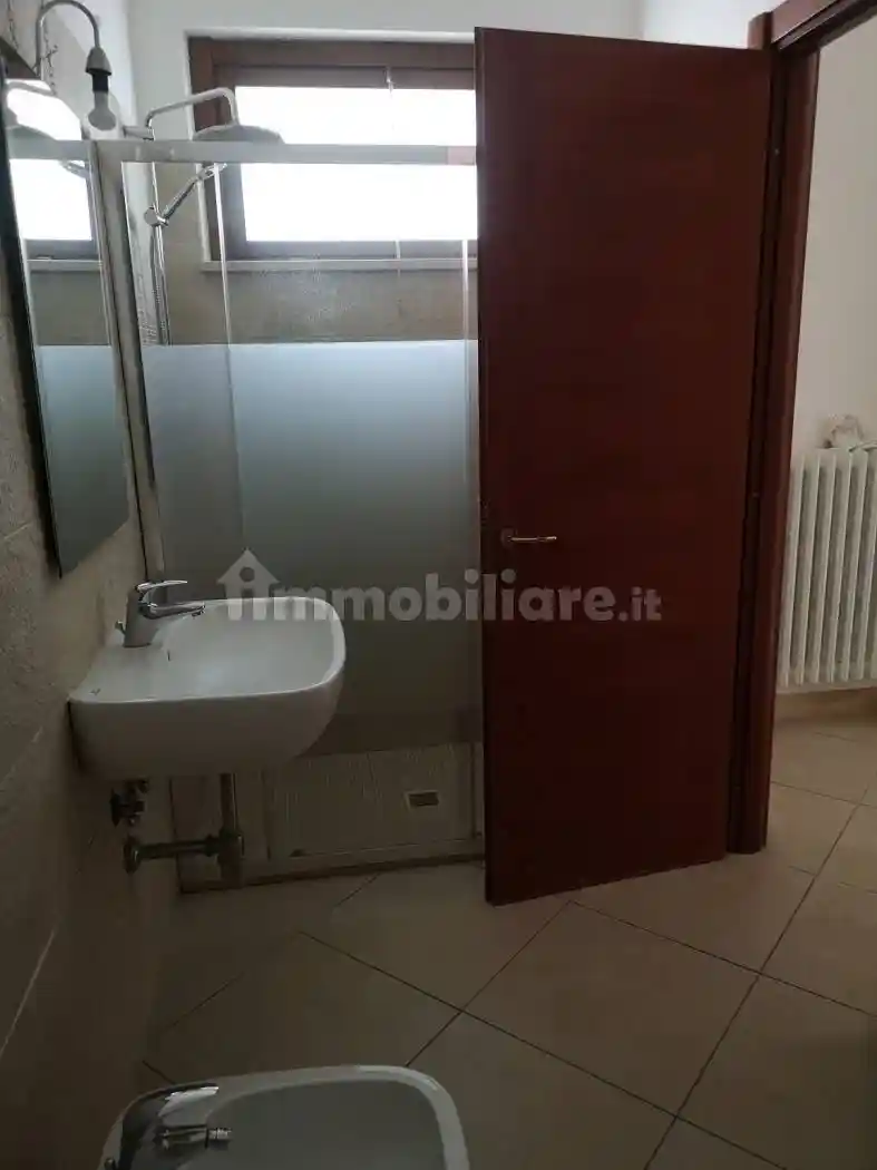 Trilocale buono stato, piano terra, Villa Raspa, Spoltore - foto 3