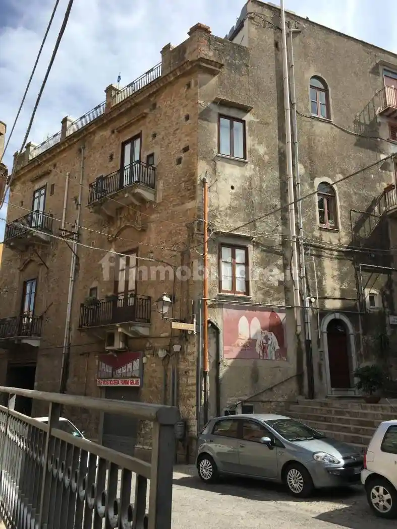 Appartamento in vendita a Caccamo