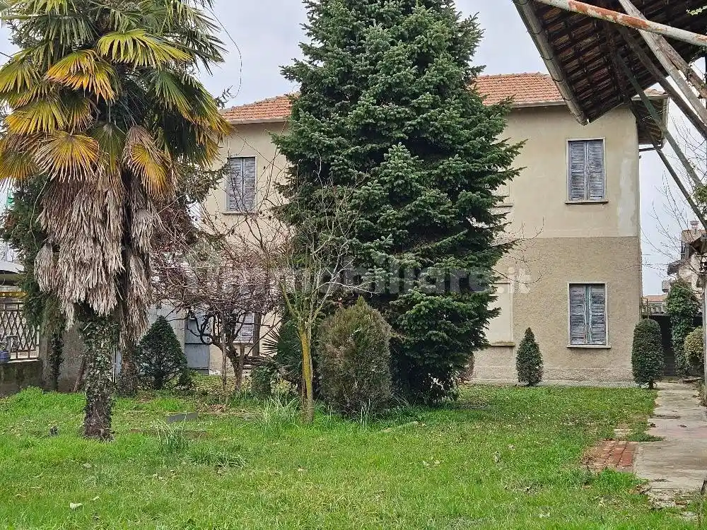 Villa in vendita a Magnago